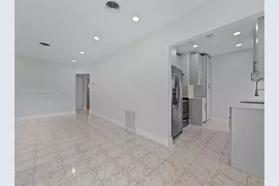 104 E 58th St, Hialeah, FL 33013 - Photo 18