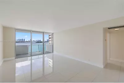 1200 West Ave #704, Miami Beach, FL 33139 - Photo 4