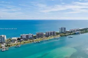 19800 Sandpointe Bay Dr, Tequesta, FL 33469 - Photo 4