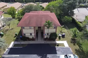 825 SW 10th St, Hallandale Beach, FL 33009 - Photo 4