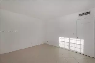 440 Paradise Isle Blvd, Hallandale Beach, FL 33009 - Photo 24