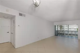440 Paradise Isle Blvd, Hallandale Beach, FL 33009 - Photo 12