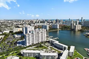 18011 Biscayne Blvd, Aventura, FL 33160 - Photo 30