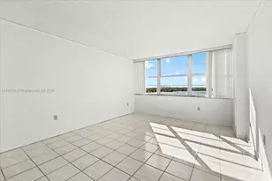 18011 Biscayne Blvd, Aventura, FL 33160 - Photo 12