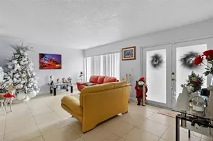 9835 SW 26th Terrace, Miami, FL 33165 - Photo 6
