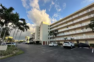 311 SE 3rd St, Dania Beach, FL 33004 - Photo 2