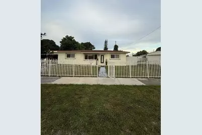 18415 NW 42nd Pl, Miami Gardens, FL 33055 - Photo 2