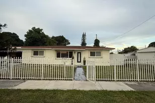 18415 NW 42nd Pl, Miami Gardens, FL 33055 - Photo 2