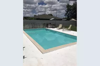 2125 NW 126th St, Miami, FL 33167 - Photo 4