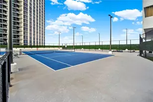 555 NE 15th St, Miami, FL 33132 - Photo 24