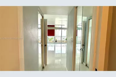 555 NE 15th St #31D, Miami, FL 33132 - Photo 2