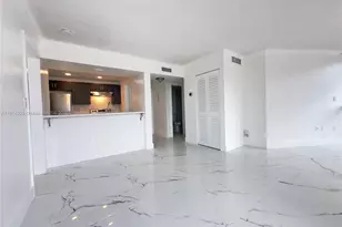 7125 NW 186th St, Hialeah, FL 33015 - Photo 12