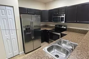 3217 SE 4th St, Homestead, FL 33033 - Photo 12