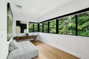 5735 N Bay Rd, Miami Beach, FL 33140 - Photo 30