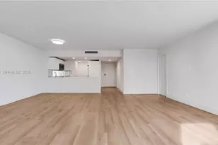 555 NE 34th St, Miami, FL 33137 - Photo 14
