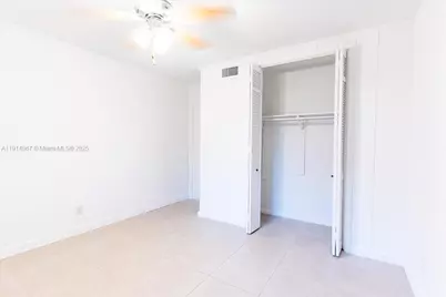 1961 NE 188th St, Miami, FL 33179 - Photo 26