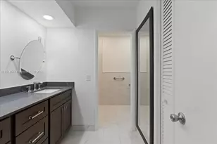 1961 NE 188th St, Miami, FL 33179 - Photo 24