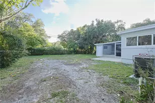 720 NE 143rd St, North Miami, FL 33161 - Photo 20