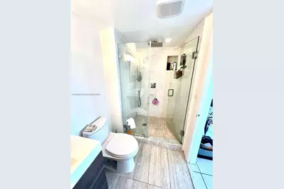 8001 Crespi Blvd #6D, Miami Beach, FL 33141 - Photo 18