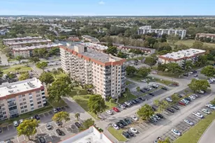 4174 Inverrary Dr, Lauderhill, FL 33319 - Photo 6