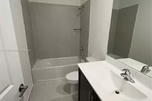 18110 SW 148th Rd, Miami, FL 33187 - Photo 4