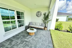 19689 Whispering Creek Rd, Loxahatchee, FL 33470 - Photo 14