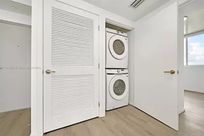 475 NE 125th #505, North Miami, FL 33161 - Photo 12