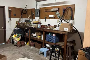 724 Garden Ct, Plantation, FL 33317 - Photo 20