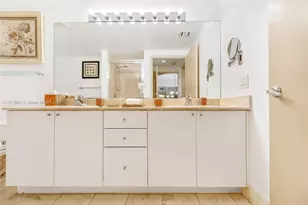 17375 Collins Ave, Sunny Isles Beach, FL 33160 - Photo 14