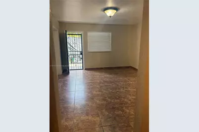 819 E 26th St #0, Hialeah, FL 33013 - Photo 8