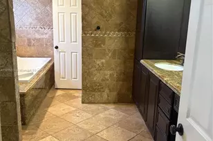 819 E 26th St, Hialeah, FL 33013 - Photo 26