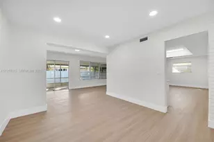 9180 SW 55th St, Cooper City, FL 33328 - Photo 12