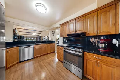 16175 Laurel Dr #27, Weston, FL 33326 - Photo 8