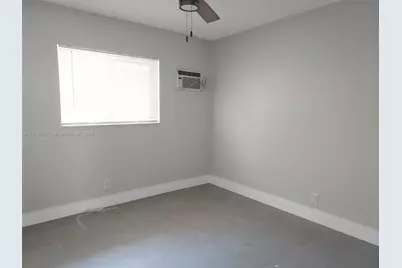 808 SW 14th Ter #4, Fort Lauderdale, FL 33312 - Photo 6