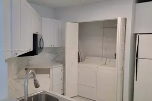 6272 NW 186th St, Hialeah, FL 33015 - Photo 6