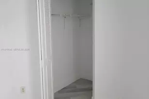 6272 NW 186th St, Hialeah, FL 33015 - Photo 16