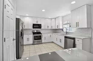 2920 NW 9th Pl, Fort Lauderdale, FL 33311 - Photo 1