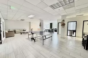 19390 Collins Ave, Sunny Isles Beach, FL 33160 - Photo 8