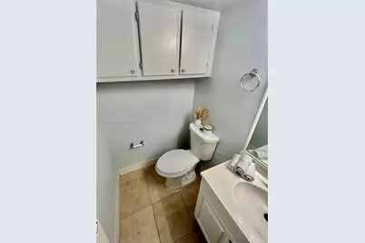 2213 NE 1st Ct #203, Boynton Beach, FL 33435 - Photo 10