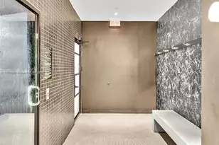 121 NE 34th St, Miami, FL 33137 - Photo 32