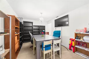 284 NW 92nd Ave, Coral Springs, FL 33071 - Photo 12