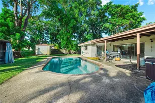 284 NW 92nd Ave, Coral Springs, FL 33071 - Photo 28