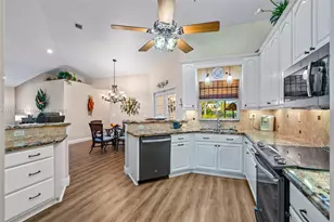 7781 Penwood Ct, Lake Worth, FL 33467 - Photo 10