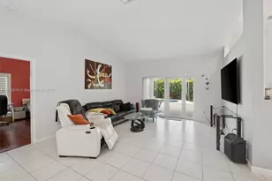 1510 SW 96th Terrace, Davie, FL 33324 - Photo 8