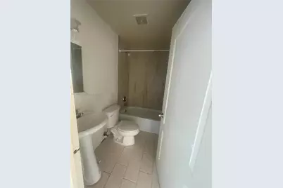 110 SE 2nd St #309, Hallandale Beach, FL 33009 - Photo 18