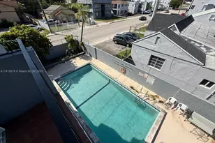 1933 SW 7th St, Miami, FL 33135 - Photo 14