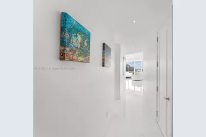 1425 Brickell Ave #54C, Miami, FL 33131 - Photo 4