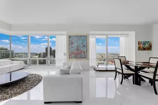 1425 Brickell Ave, Miami, FL 33131 - Photo 12