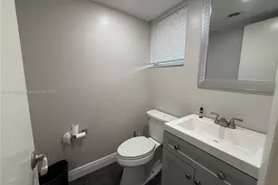 19001 NE 14th Ave, Miami, FL 33179 - Photo 6