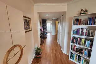 300 SW 130th Terrace, Pembroke Pines, FL 33027 - Photo 2